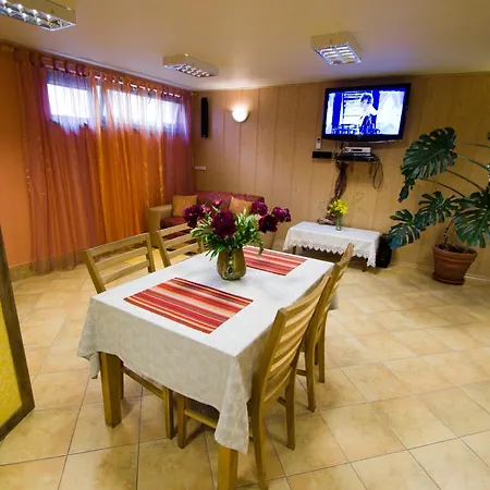 Villa Arciau Juros *